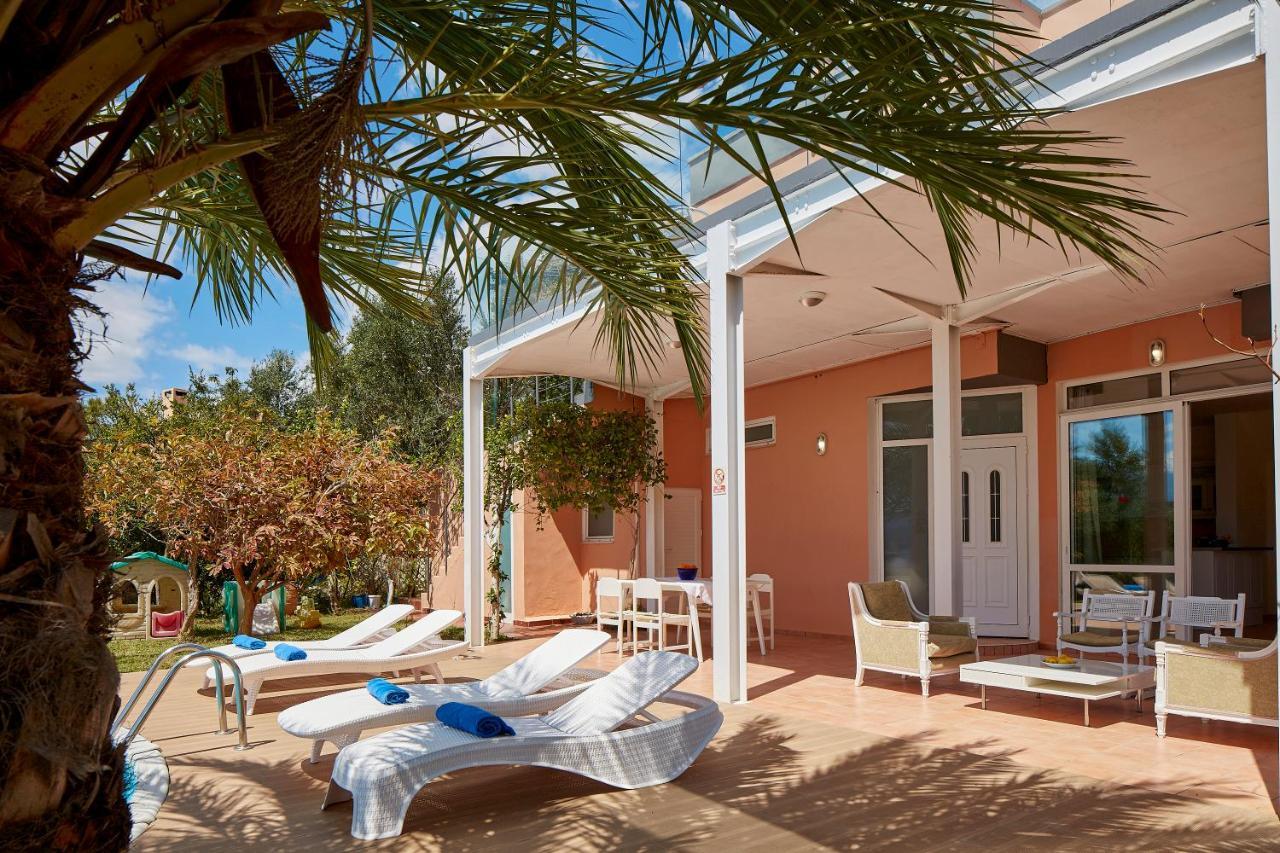 Seafront Villa Longobardi Chania  Exterior foto